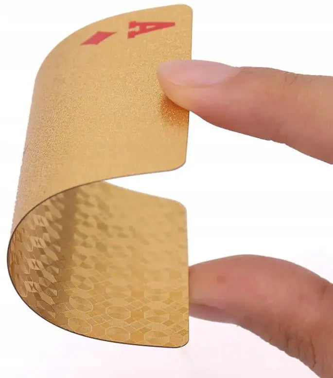 Zelta kārtis pokera spēlē, plastmasas kāršu kaste ar 54 kārtīm (639D)