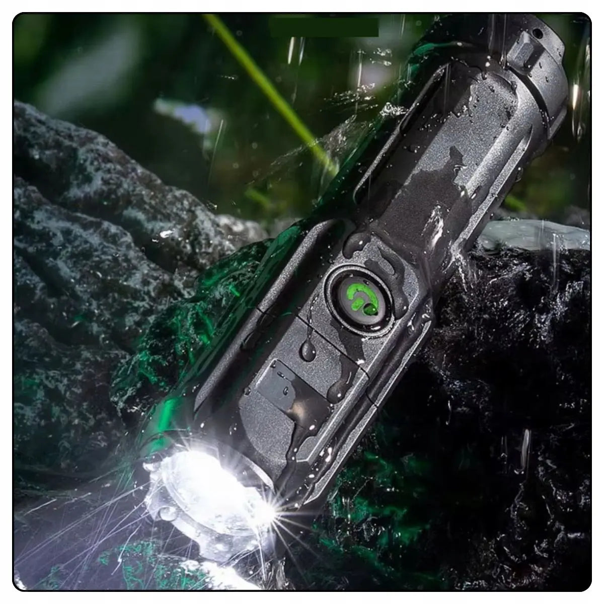 Jaudīgs taktiskais LED lukturis ar tālummaiņas funkciju, ūdensizturīgs, USB, CREE (412D)