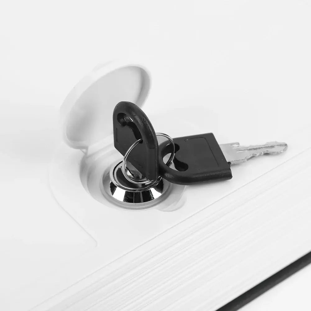 Metāla grāmata-seifs naudas glabāšanai ar slēdzi un atslēgu (411D)