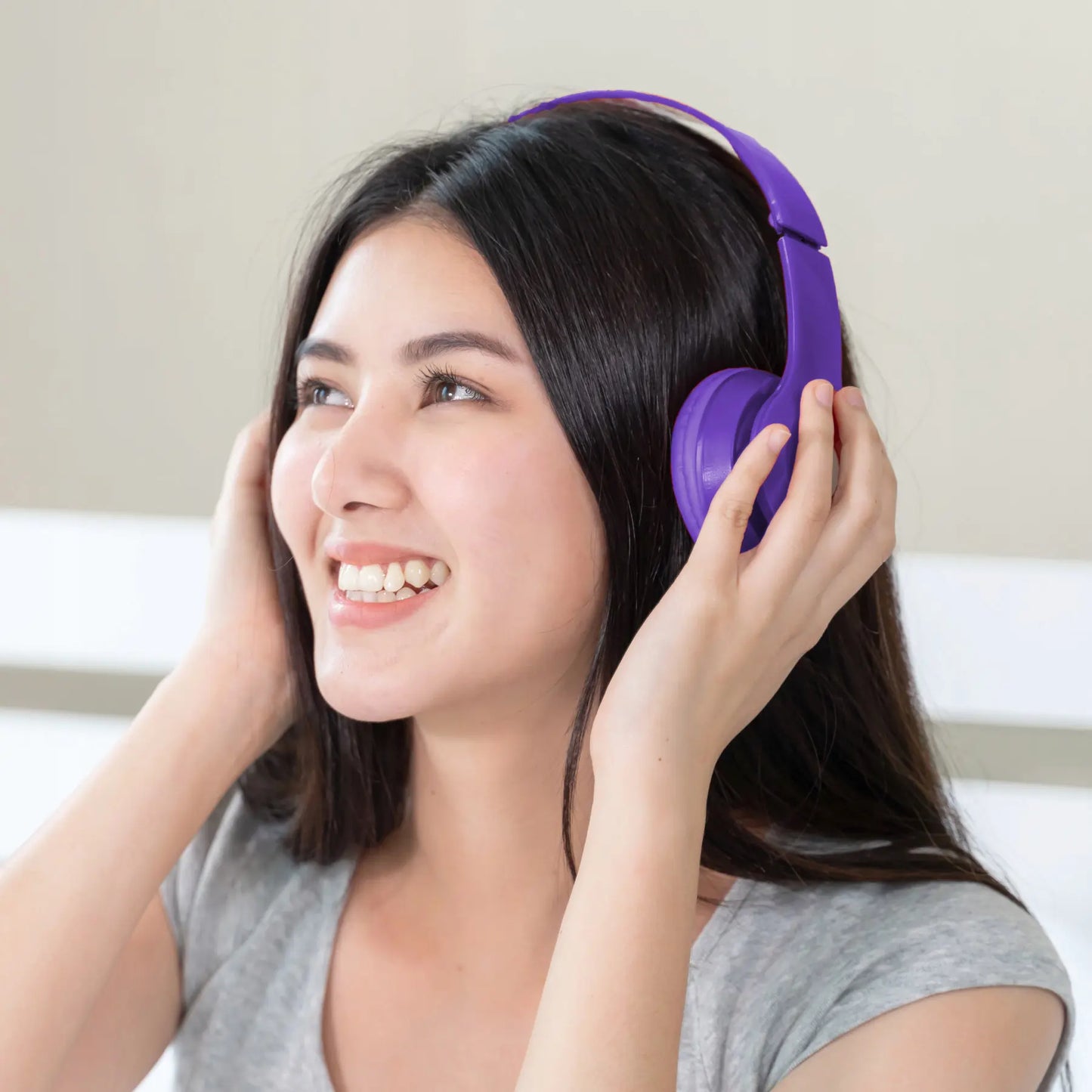 Детские Bluetooth-наушники в форме кошачьих ушек со светодиодной подсветкой RGB и микрофоном (520D)