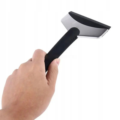 Sniega un ledus noņemšanas lāpstiņa no automašīnu stikliem (677D)