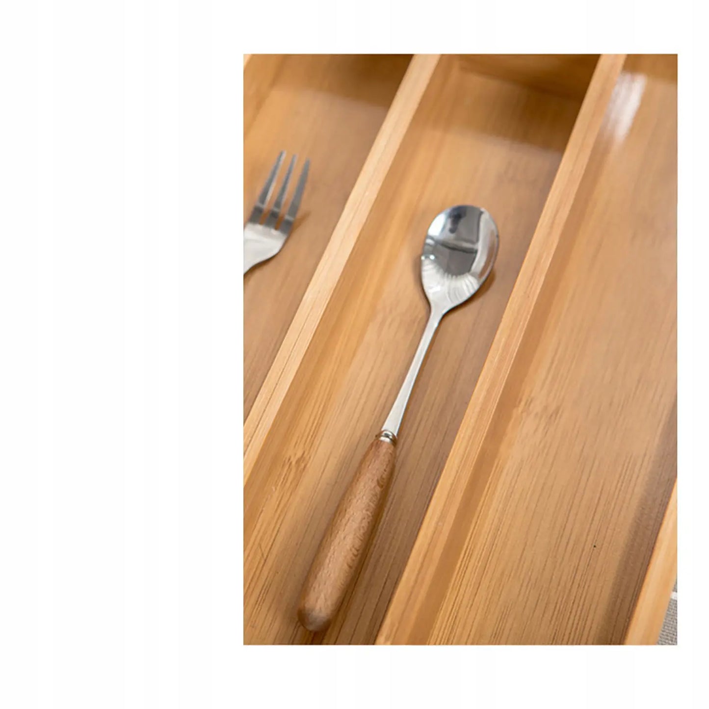 Premium klases bambusa galda piederumu organizators virtuves atvilktnei XXL 55 cm (479D)