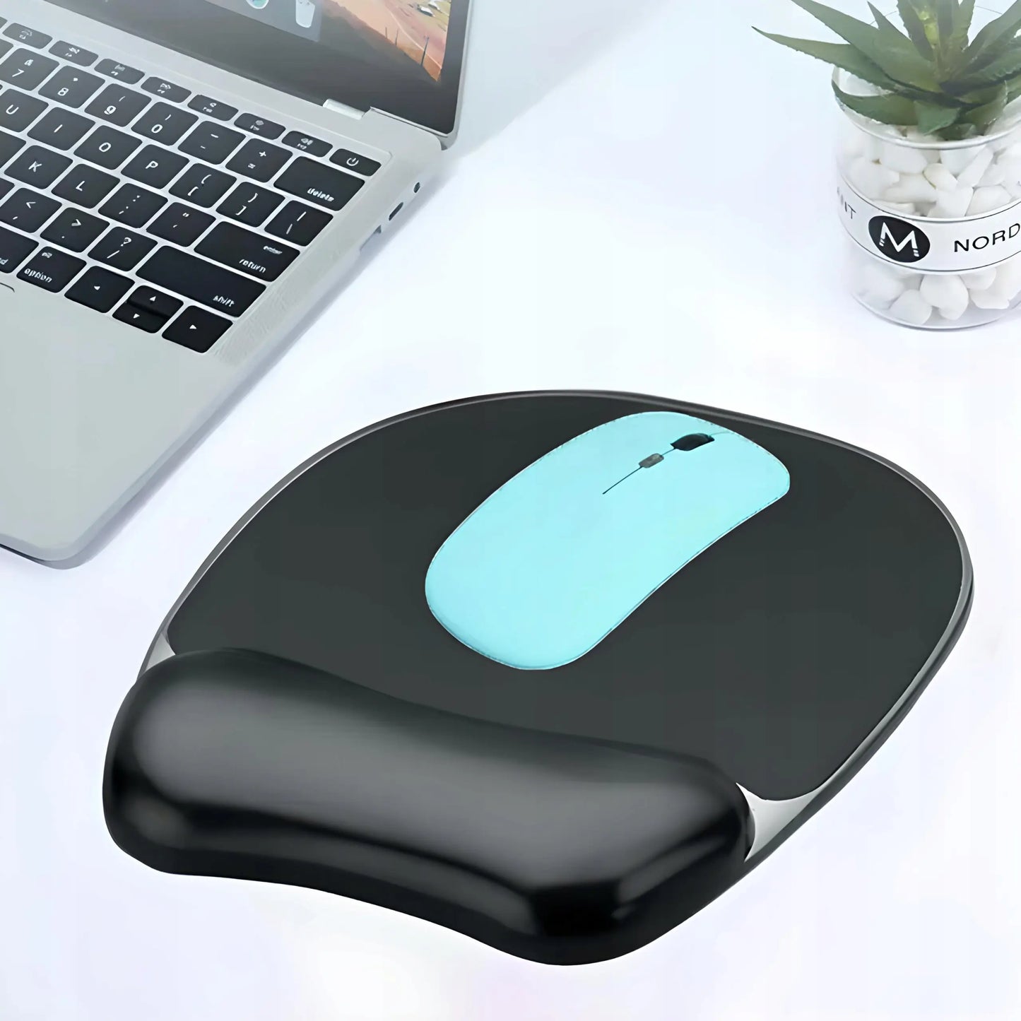 Эргономичная подушка под запястье 20 х 23,5 см, черная (1062D)